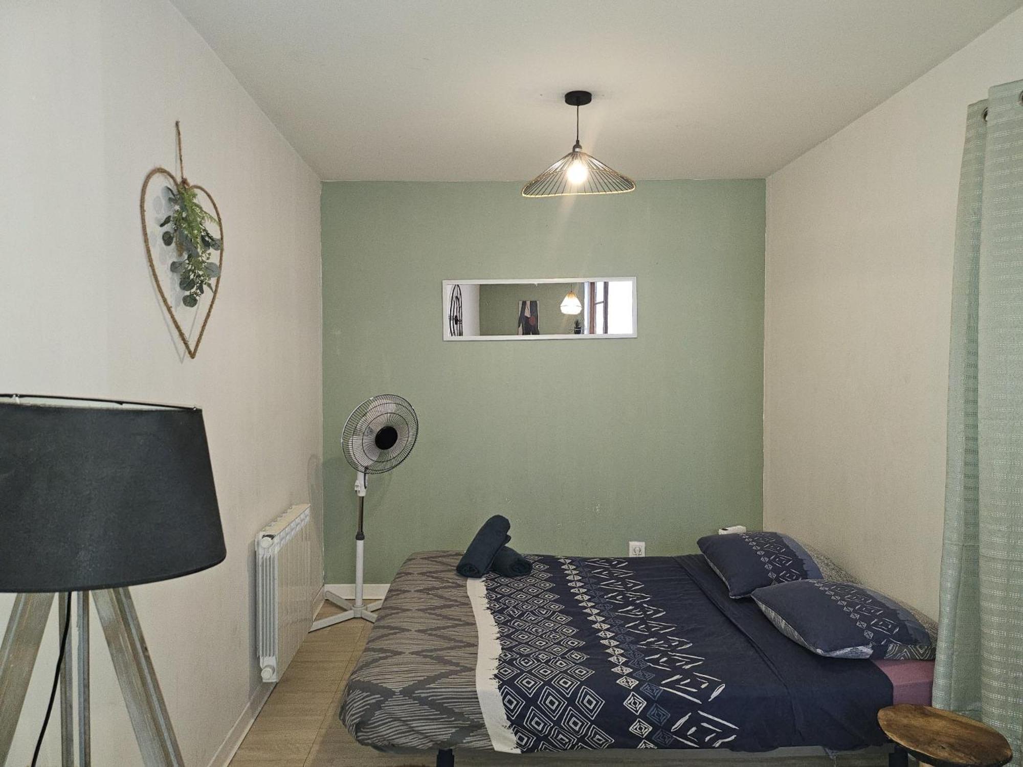 49 Studio Centre-Ville Box A Bagages Gratuits Carcassonne Exterior foto